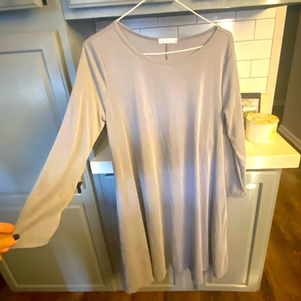Woman’s Honey and Lace Long Sleeve T-Shirt Dress, NWT, great for spring/summer
